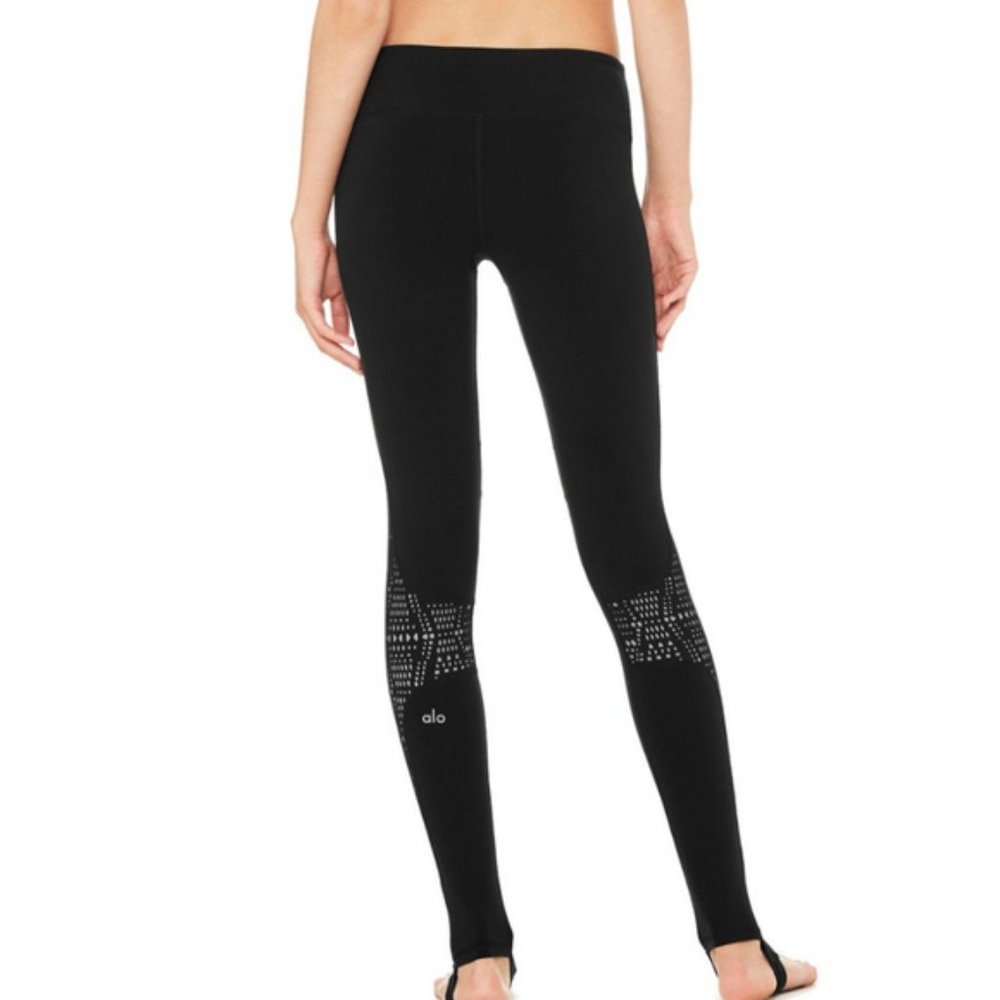 Alo Yoga West Coast Legging XXS Black NWOT